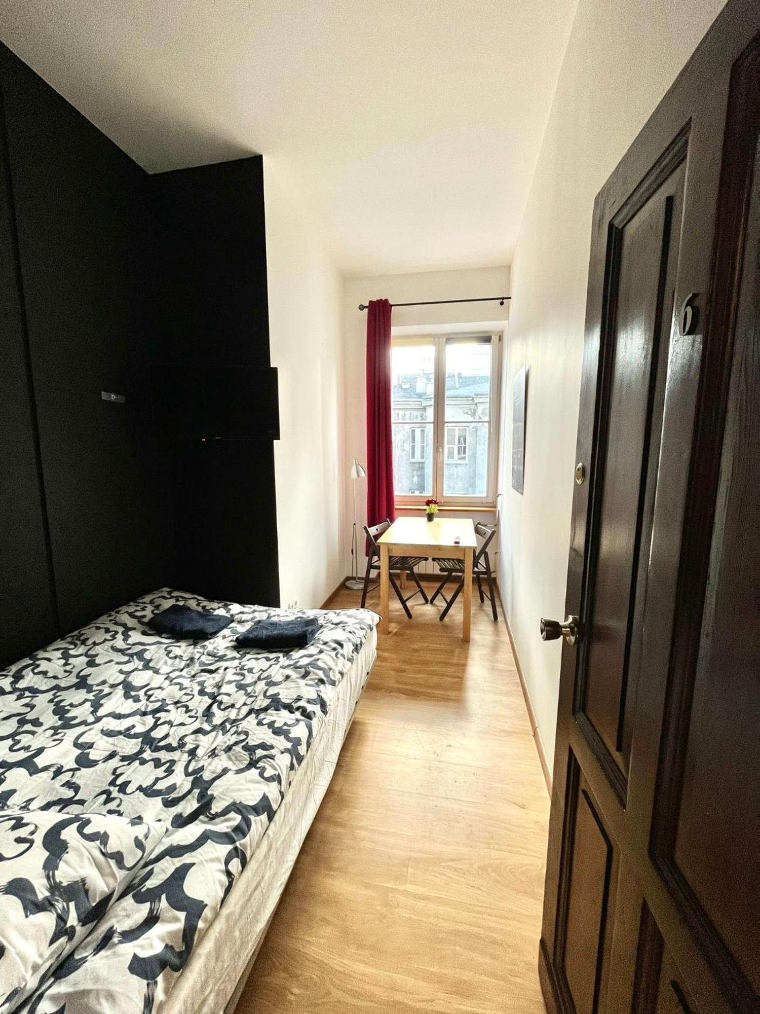 Bezagenta Rooms Centrum Warsaw Room photo