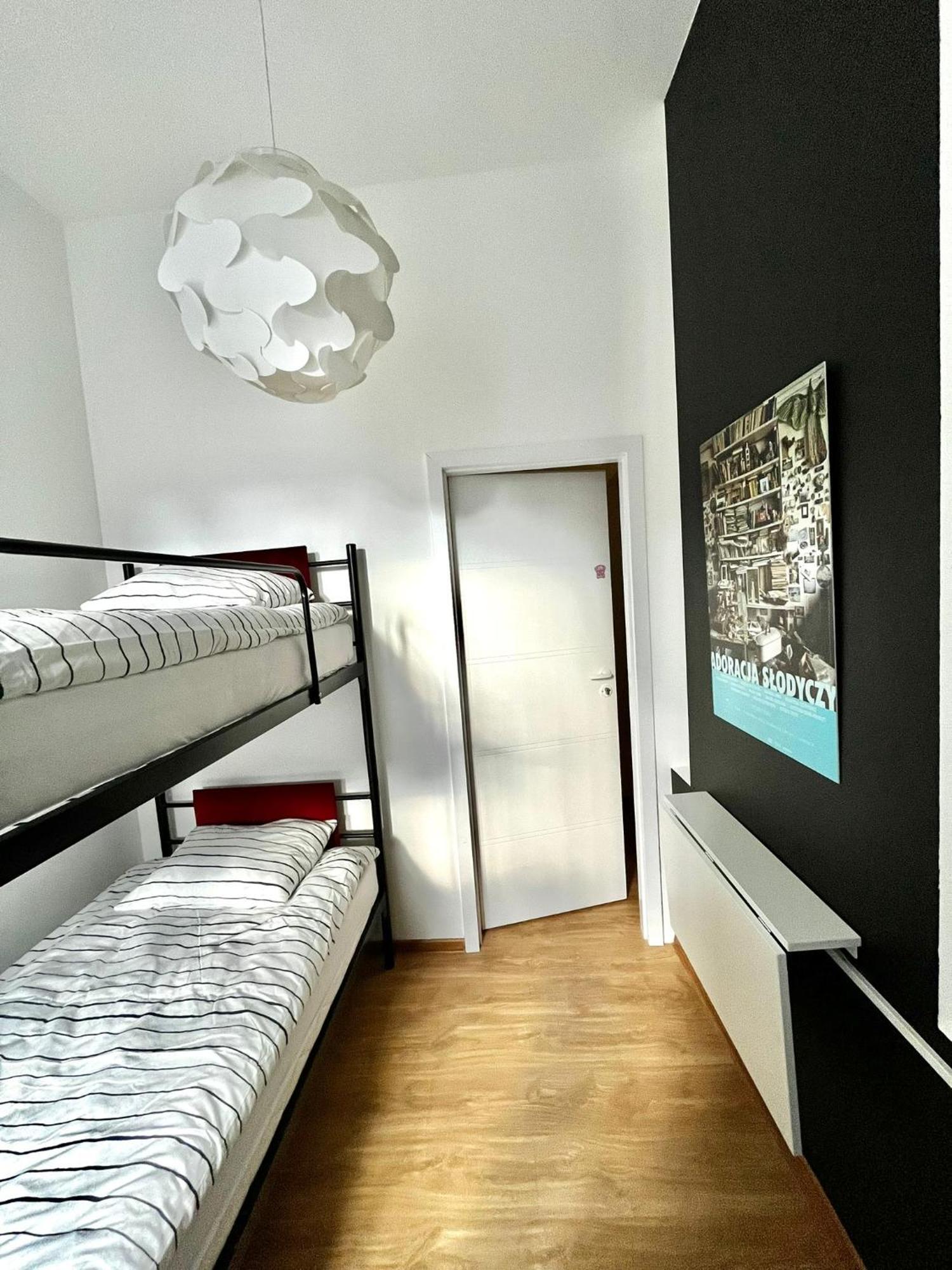 Bezagenta Rooms Centrum Warsaw Room photo